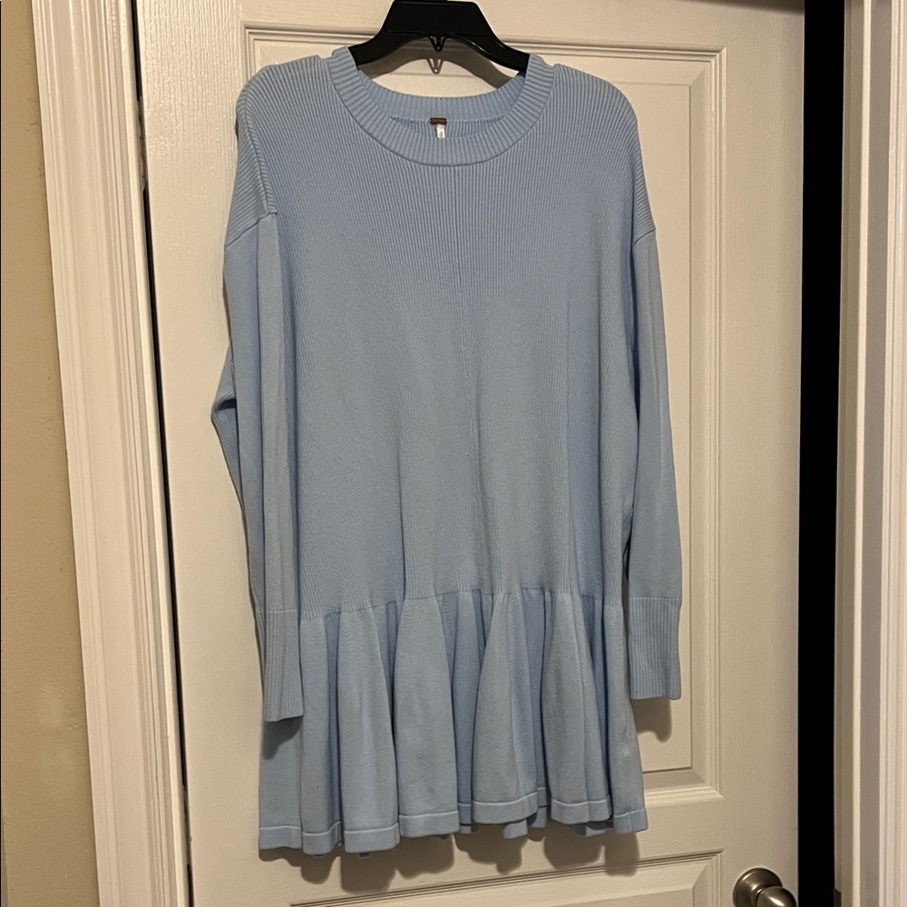 NWOT Free People LS Tunic Sweater